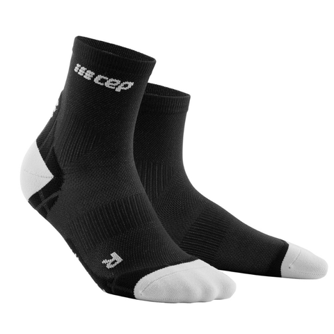 Image of cep-ultralight-short-socks-black-light-grey